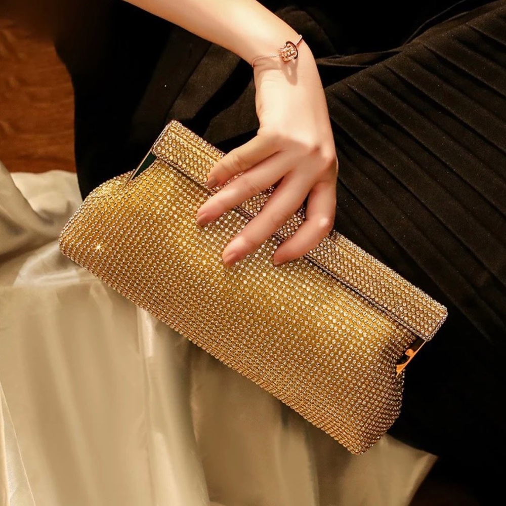 Verano Hill Glitzy Diamonds Clutch Bag